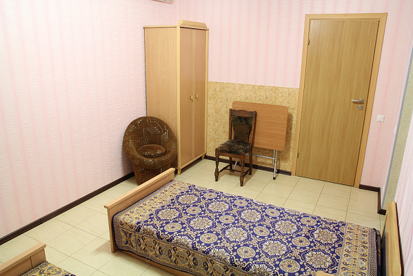 Мини-отель посуточно в Крыжановке, ул. Ярошевской, 35