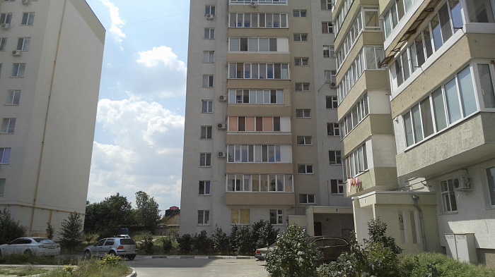 Однокомнатная квартира посуточно в Симферополе, Железнодорожный район, ул. Лексина, 60