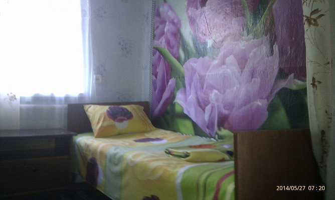 Дом посуточно в Очакове, ул. Слободская (Цокуренко), 73