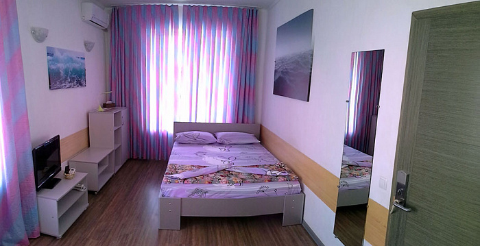 Дом посуточно в Евпатории, ул. Революции, 23