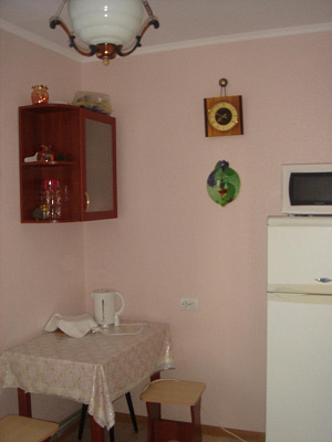 Однокомнатная квартира посуточно в Саках, ул. Курортная, 23