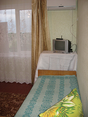 Однокомнатная квартира посуточно в Курортном, ул. Черноморская, 2