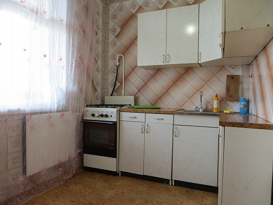Однокомнатная квартира посуточно в Киеве, Оболонский район, пр-т Оболонский, 25