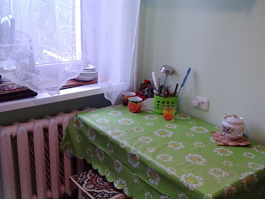 Однокомнатная квартира посуточно в Саках, ул. Кузнецова, 24