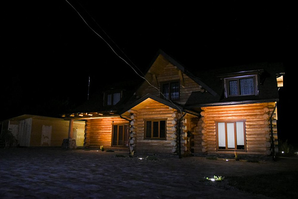 Пятикомнатная квартира посуточно в Косове, с. Ростоки, 1