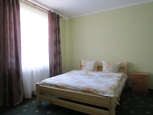 Однокомнатная квартира посуточно в Луцке, ул. Кравчука, 11Б