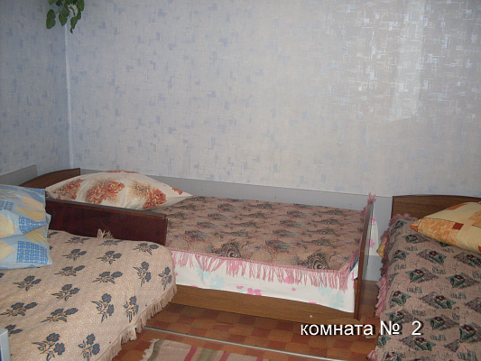 Дом посуточно в Каролино-Бугазе, ул. Вокзальная, 32