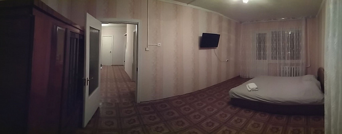 Двухкомнатная квартира посуточно в Белой Церкви, ул. Курсовая, 3а