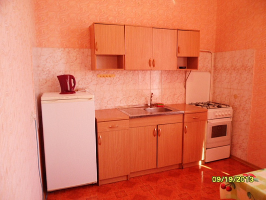 Двухкомнатная квартира посуточно в Евпатории, пер. Лукичева, 3