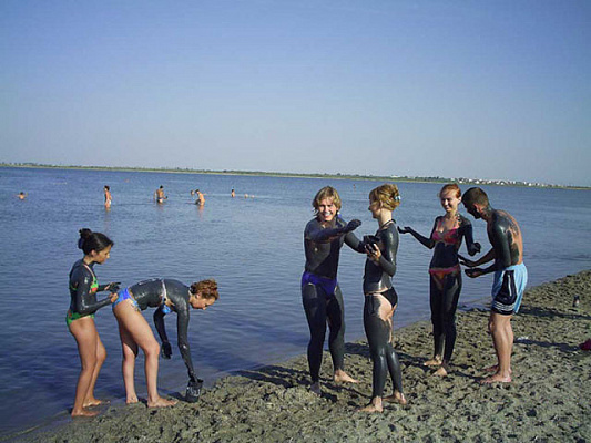 Однокомнатная квартира посуточно в Саках, ул. Морская, 15