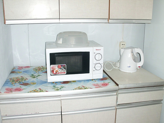 Дом посуточно в Лазурном, ул. Степная, 20