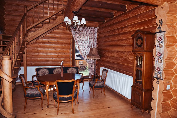 Пятикомнатная квартира посуточно в Косове, с. Ростоки, 1
