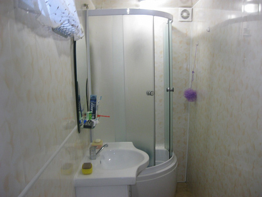 Дом посуточно в Керчи, ул. Войкова, 223