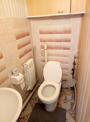 Двухкомнатная квартира посуточно в Ялте, ул. Дражинского, 42