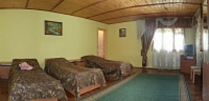 Дом посуточно в Межгорье, ул. Заводская, 25