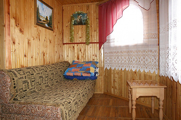 Дом посуточно в Волосянке, ул. И. Франка, 5